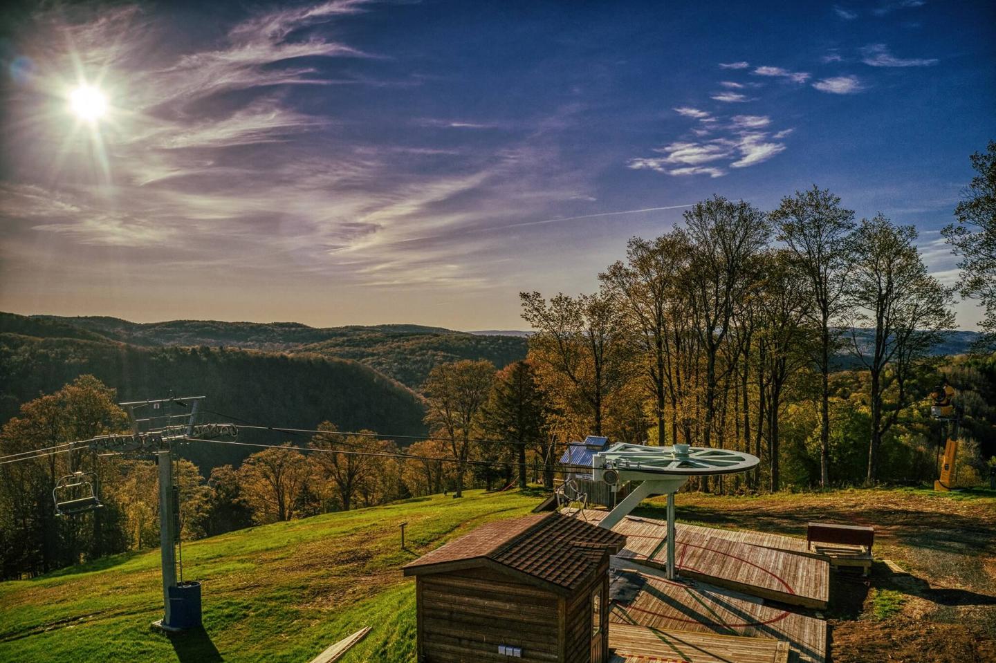 Spring breaking over Suicide Six