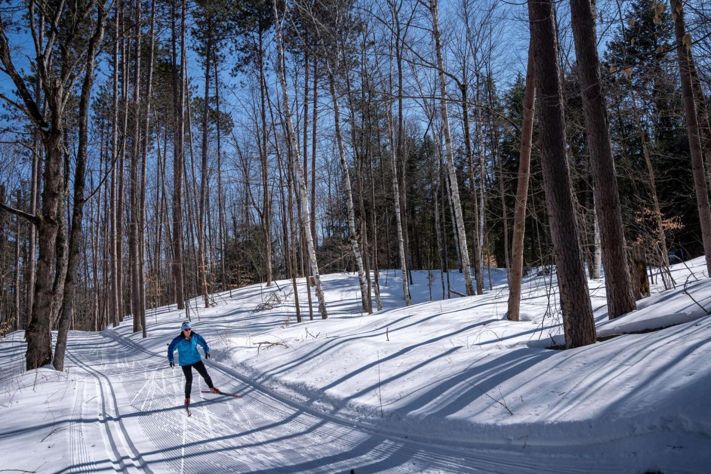 woman cross-country skiing